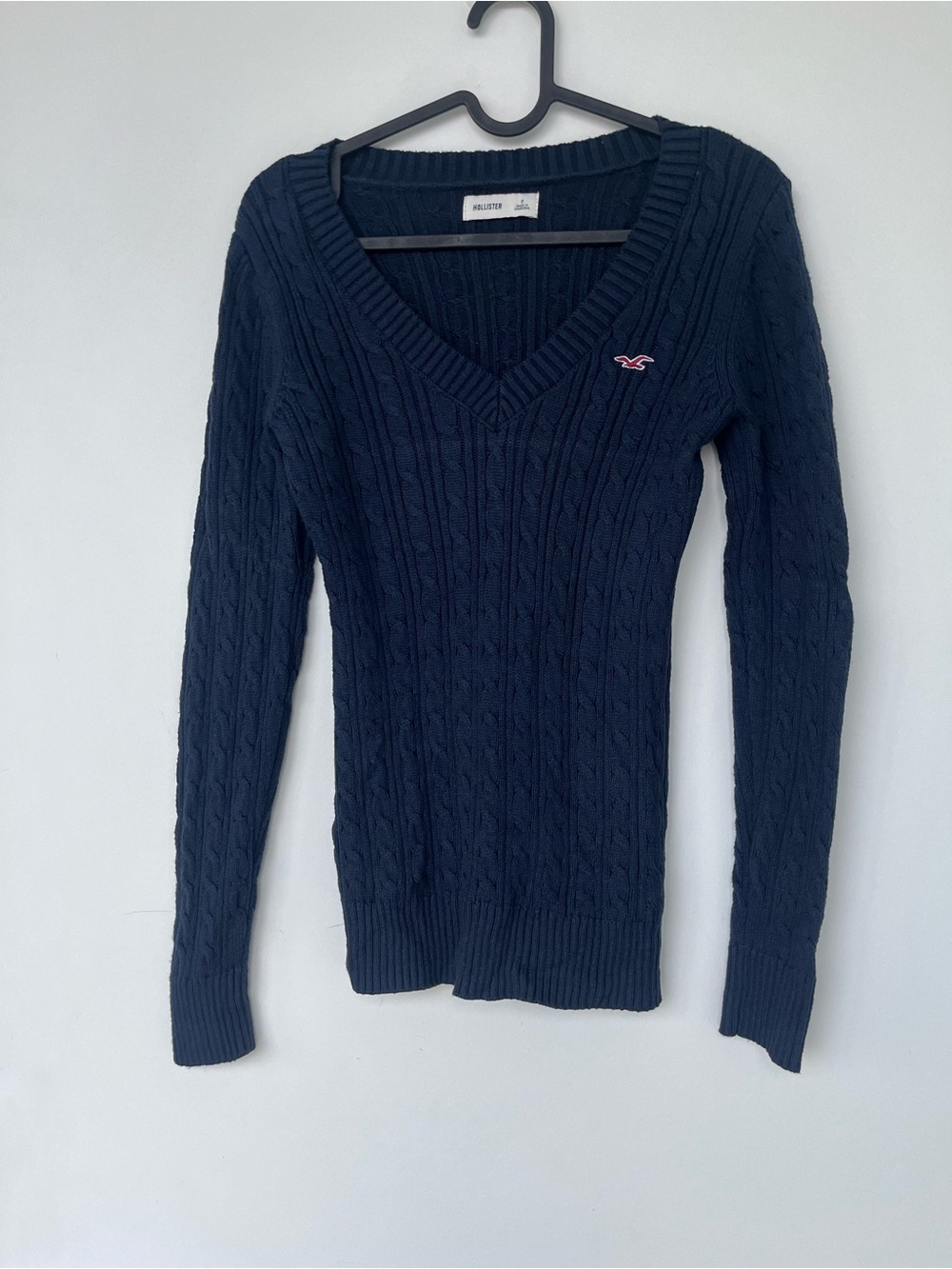 Hollister Navy Cable V-Neck Sweater